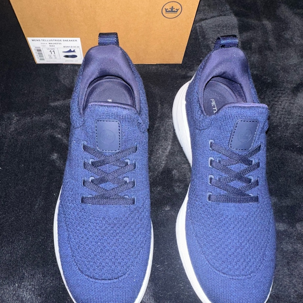 Peter Millar Tellustride Navy Sneaker Size 11 BRAND NEW NEVER WORN